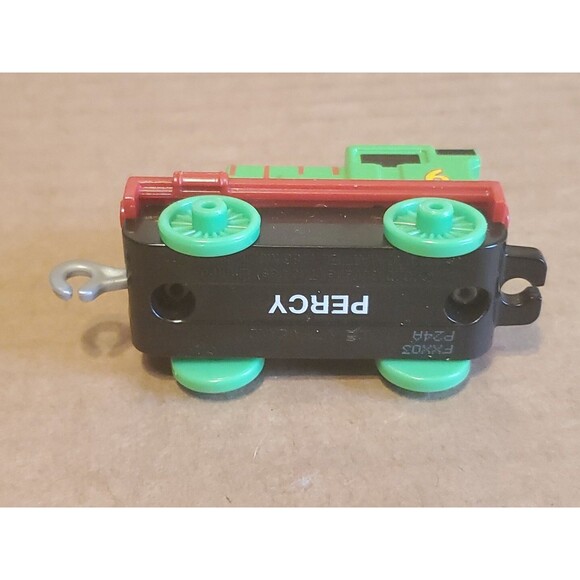 Thomas & Friends Percy Engine No 6 Green Appx 3" Replacement Part - Picture 6 of 7